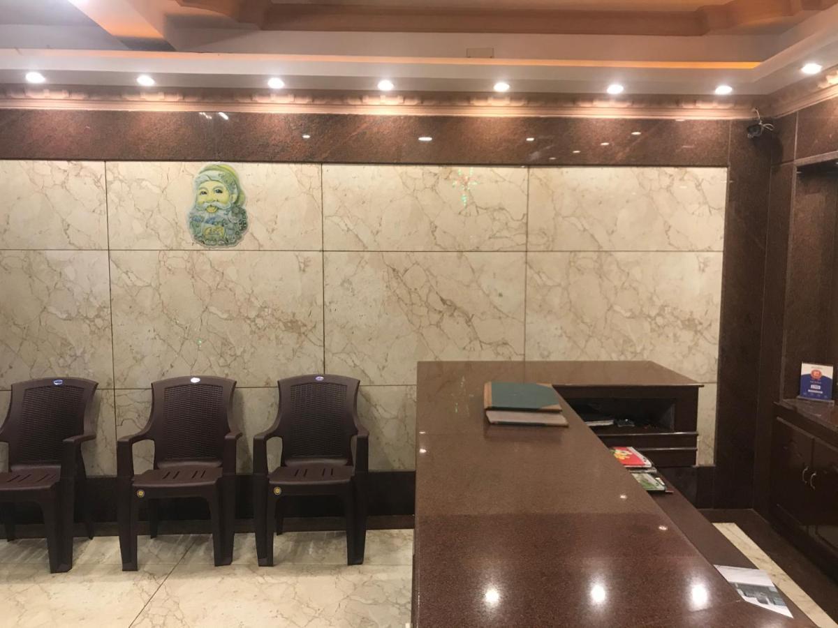 Hotel Rehoboth Канякумари Екстериор снимка