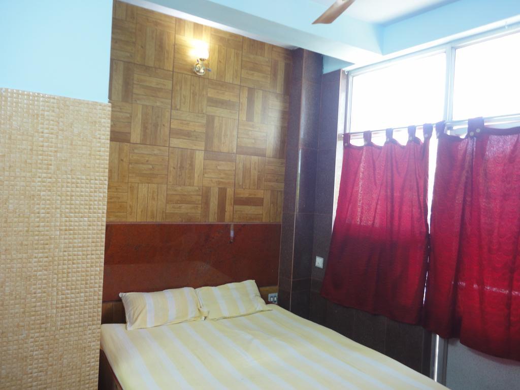 Hotel Rehoboth Канякумари Стая снимка